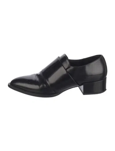 Pre-owned Vince Leather Flats In Black