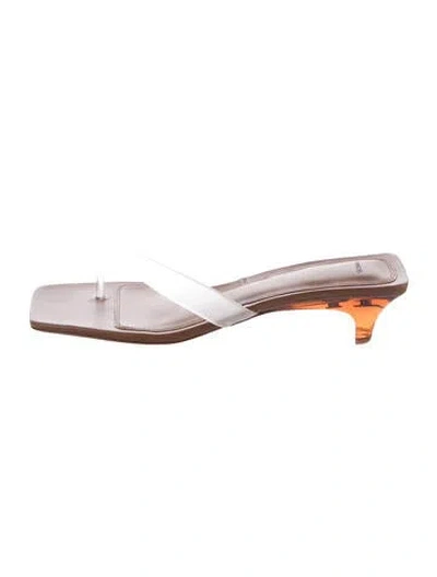 Pre-owned Vince Leather Flip Flops In Pink
