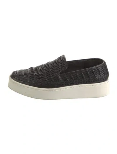 Pre-owned Vince Leather Loafers In Black