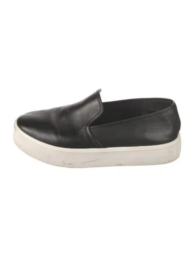 Pre-owned Vince Leather Loafers In Black