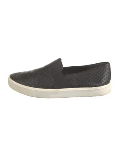 Pre-owned Vince Leather Loafers In Black