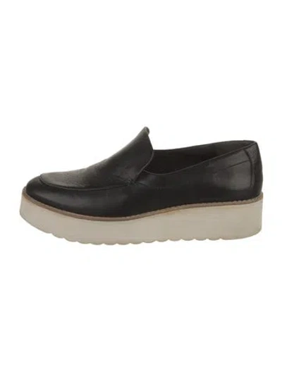 Pre-owned Vince Leather Loafers In Black