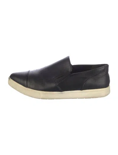 Pre-owned Vince Leather Loafers In Black