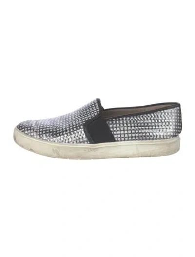 Pre-owned Vince Leather Loafers In Black