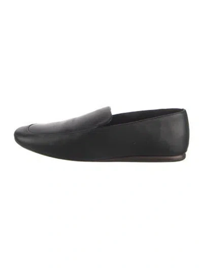 Pre-owned Vince Leather Loafers In Black
