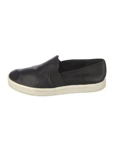 Pre-owned Vince Leather Loafers In Black