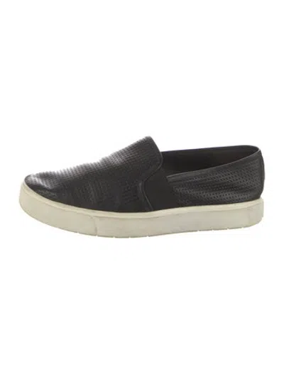 Pre-owned Vince Leather Loafers In Black