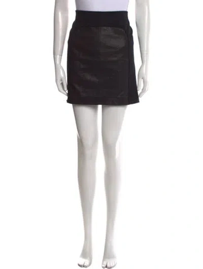 Pre-owned Vince Leather Mini Skirt In Black
