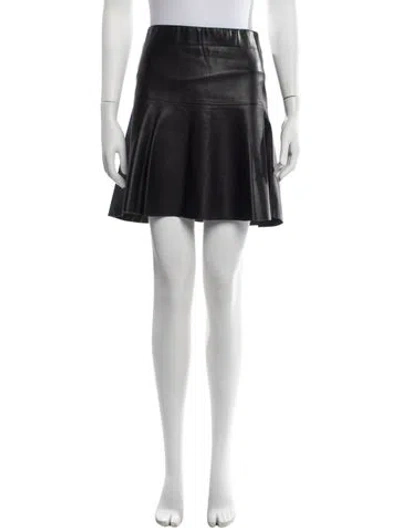 Pre-owned Vince Leather Mini Skirt In Black