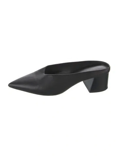 Pre-owned Vince Leather Mules In Black