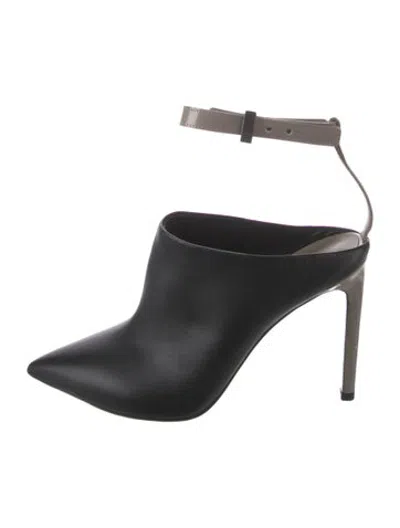 Pre-owned Vince Leather Mules In Black