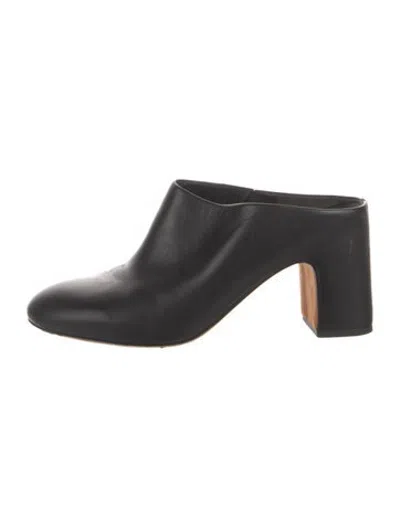Pre-owned Vince Leather Mules In Black