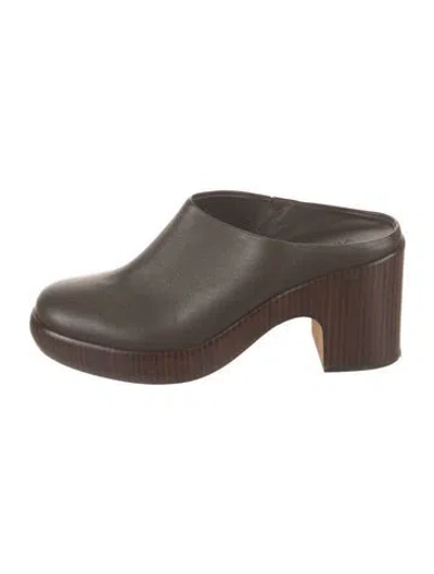 Pre-owned Vince Leather Mules In Brown