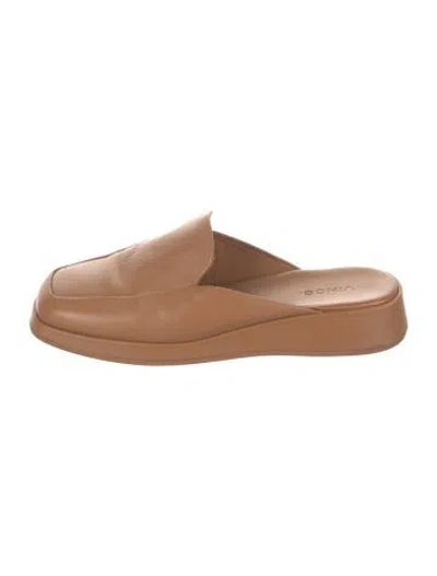 Pre-owned Vince Leather Mules In Brown