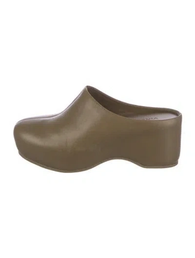 Pre-owned Vince Leather Mules In Green