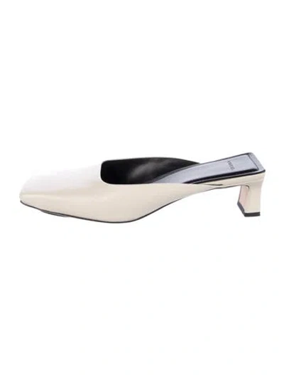Pre-owned Vince Leather Mules In Neutral