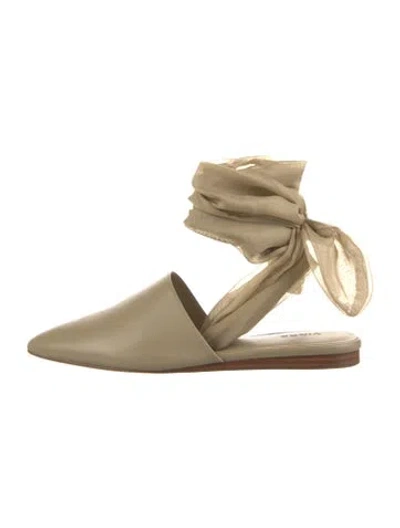Pre-owned Vince Leather Mules In Neutrals