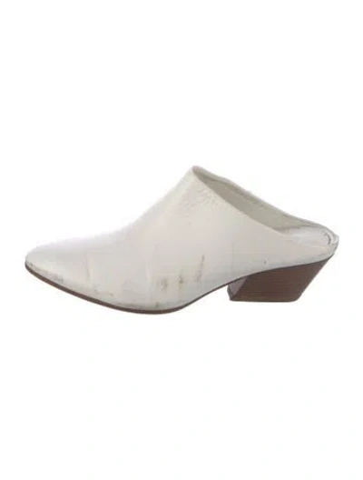 Pre-owned Vince Leather Mules In White