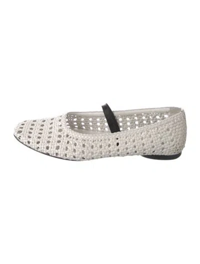 Pre-owned Vince Leather Patterned Ballet Flats In White
