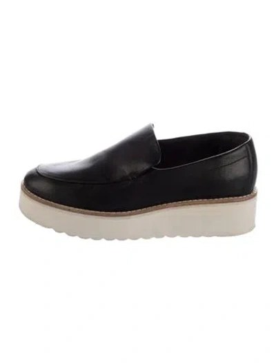 Pre-owned Vince Leather Pumps In Black