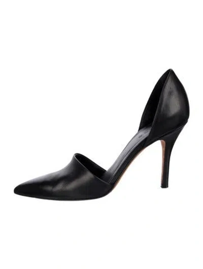 Pre-owned Vince Leather Pumps In Black