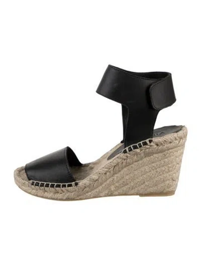 Pre-owned Vince Leather Pumps In Black