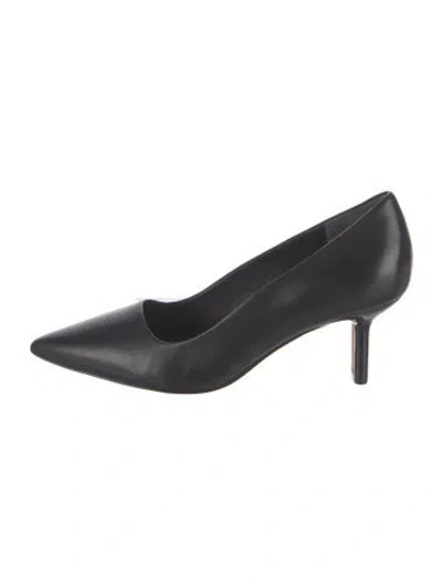 Pre-owned Vince Leather Pumps In Black