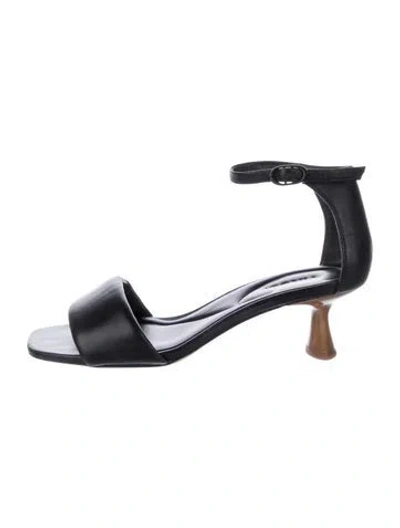 Pre-owned Vince Leather Sandals In Black