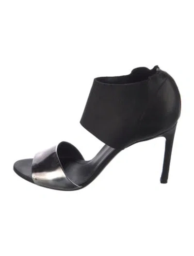 Pre-owned Vince Leather Sandals In Black