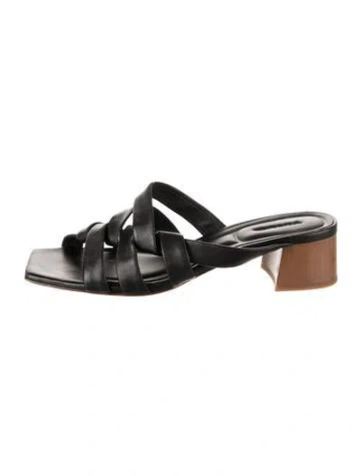 Pre-owned Vince Leather Sandals In Black