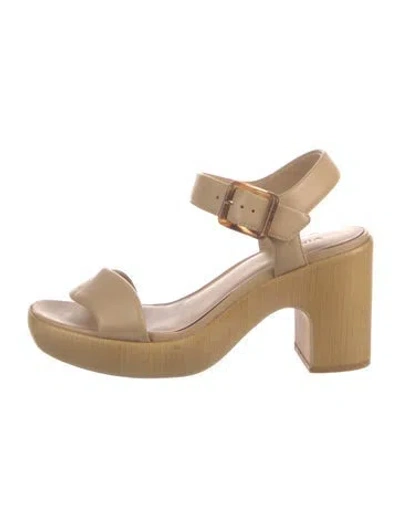 Pre-owned Vince Leather Sandals In Neutral