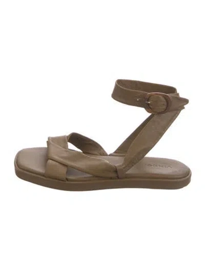 Pre-owned Vince Leather Sandals In Neutrals