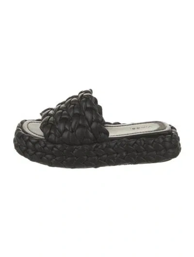 Pre-owned Vince Leather Slides In Black