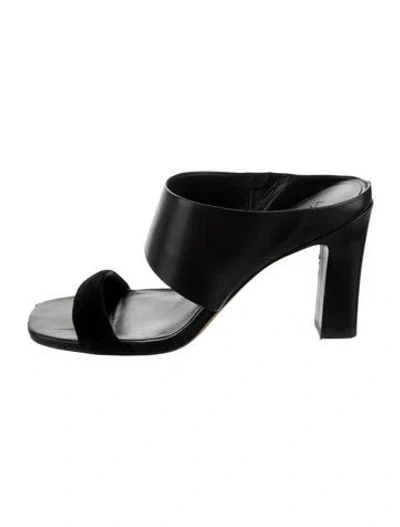 Pre-owned Vince Leather Slides In Black