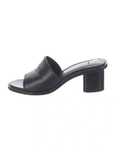 Pre-owned Vince Leather Slides In Black