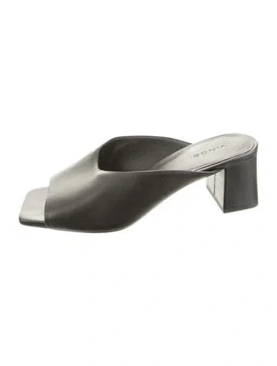 Pre-owned Vince Leather Slides In Black