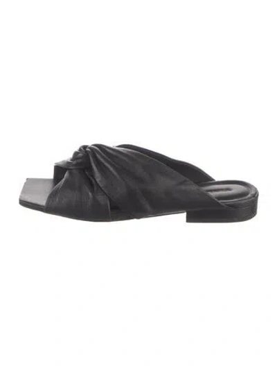 Pre-owned Vince Leather Slides In Black