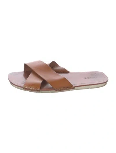 Pre-owned Vince Leather Slides In Brown