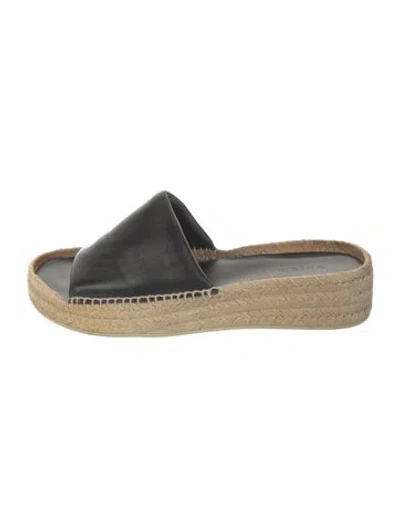 Pre-owned Vince Leather Slides In Neutrals