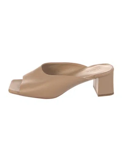 Pre-owned Vince Leather Slides In Neutrals