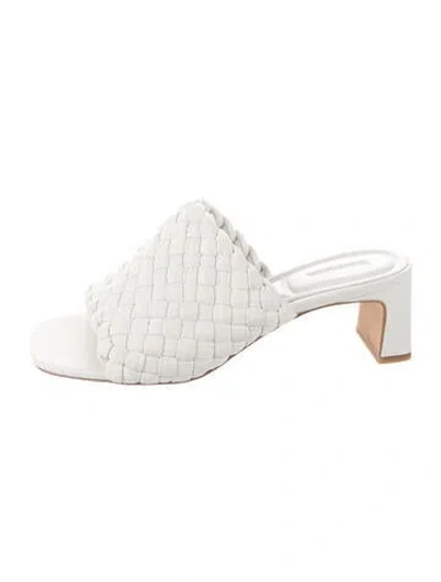 Pre-owned Vince Leather Slides In White