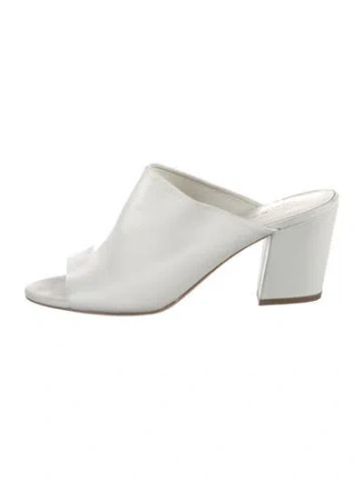 Pre-owned Vince Leather Slides In White