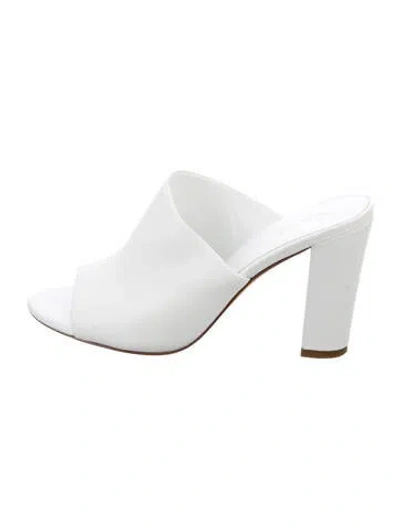 Pre-owned Vince Leather Slides In White
