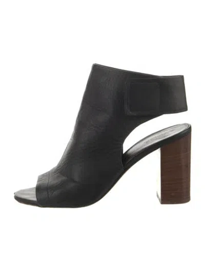 Pre-owned Vince Leather Slingback Pumps In Black