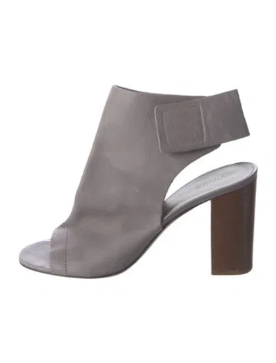 Pre-owned Vince Leather Slingback Pumps In Gray
