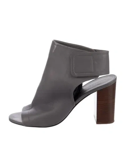 Pre-owned Vince Leather Slingback Pumps In Gray