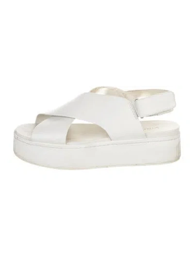 Pre-owned Vince Leather Slingback Sandals In White