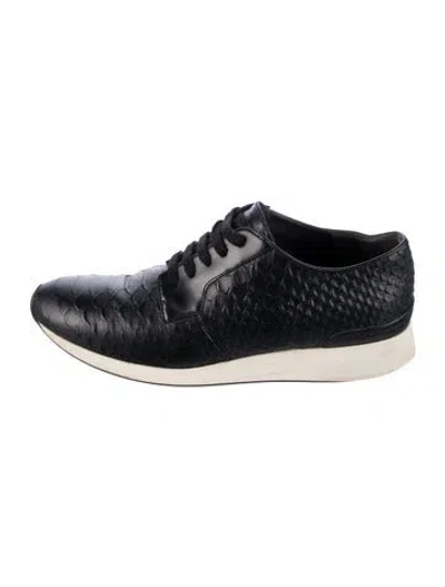 Pre-owned Vince Leather Sneakers In Black