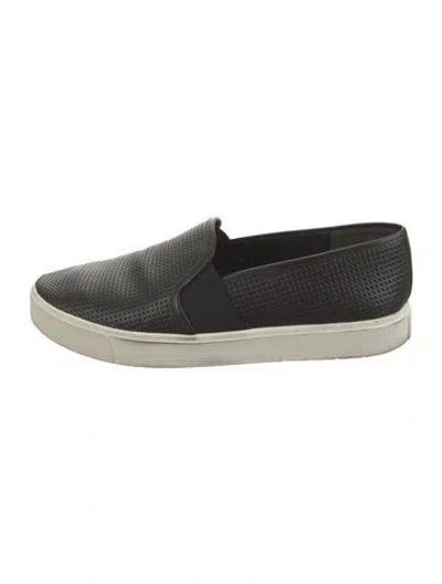 Pre-owned Vince Leather Sneakers In Black