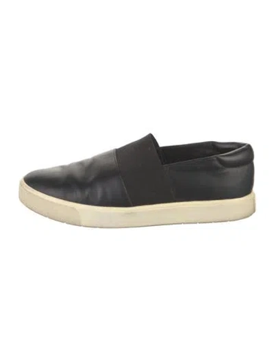 Pre-owned Vince Leather Sneakers In Black